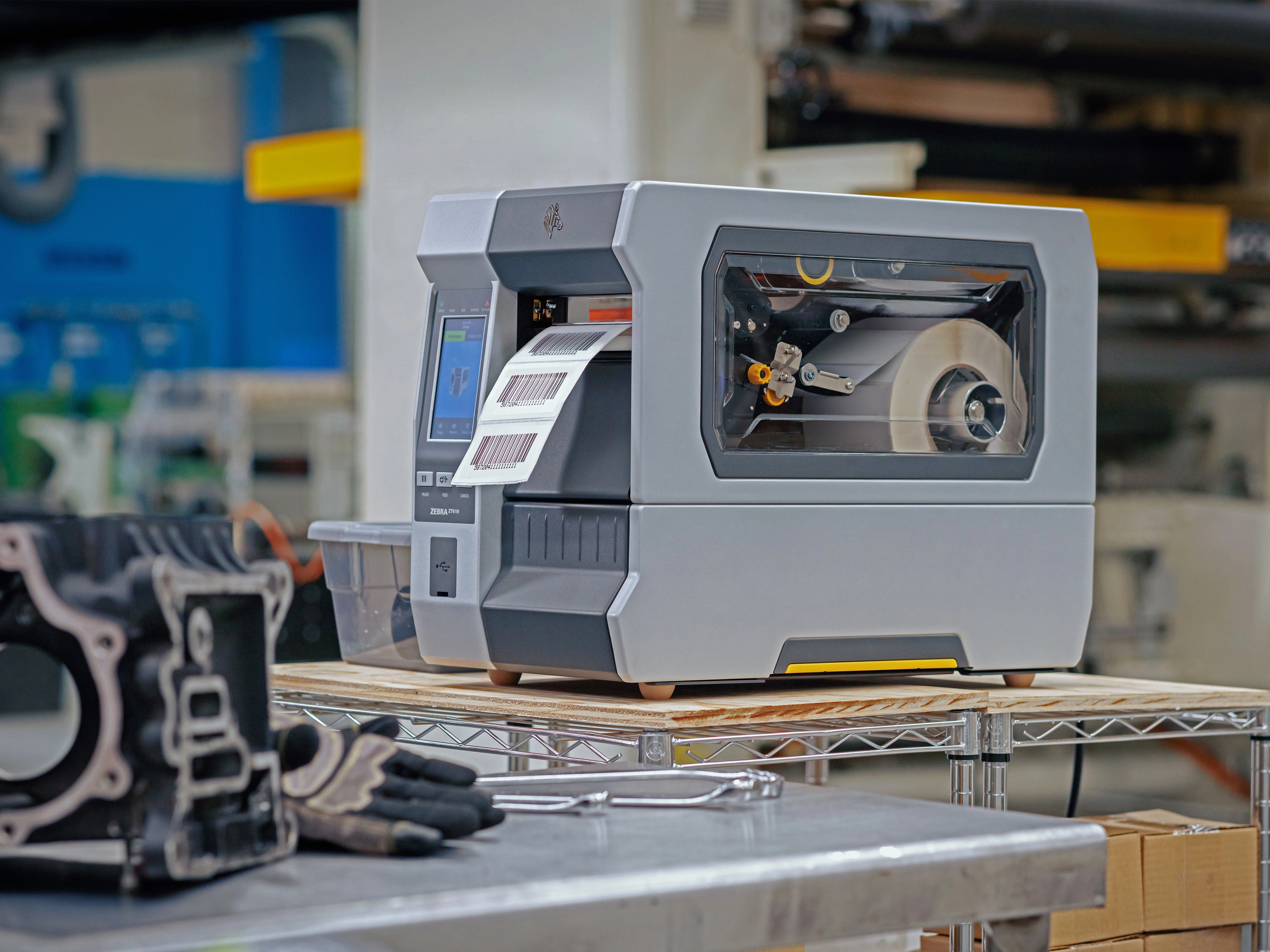 Impresora de etiquetas industrial para manufactura y distribución - TiKendo